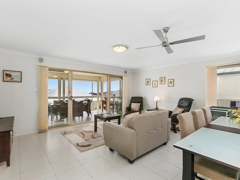 18 Peppermint Circuit, Woonona NSW 2517