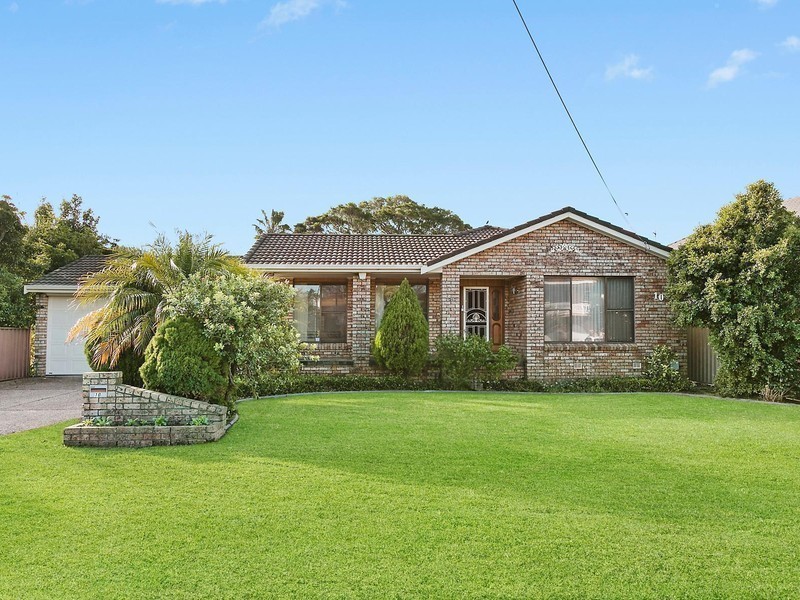 10 The Avenue, Bellambi NSW 2518