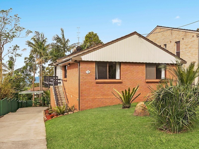 5 Joseph Street, Woonona NSW 2517