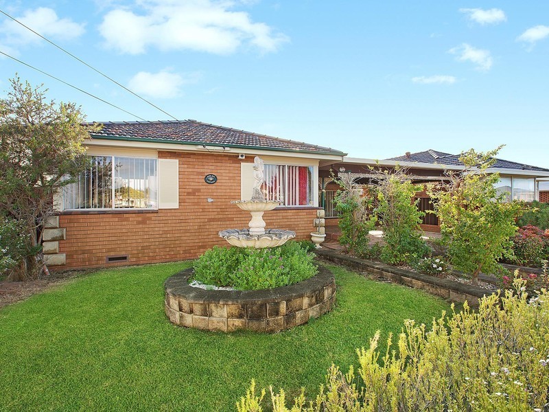 36 Margaret Street, Balgownie NSW 2519