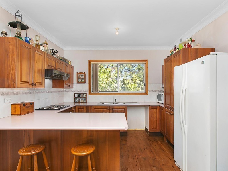 33a Nicholson Road, Woonona NSW 2517