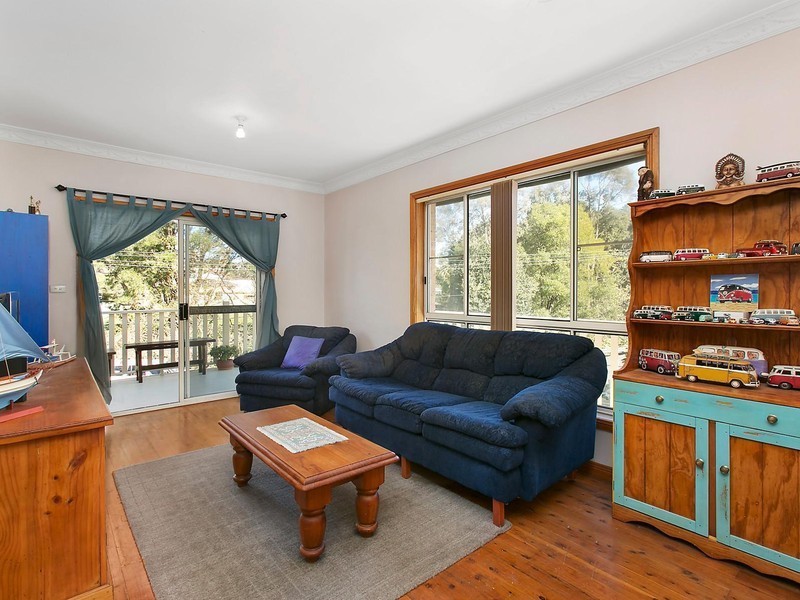 33a Nicholson Road, Woonona NSW 2517