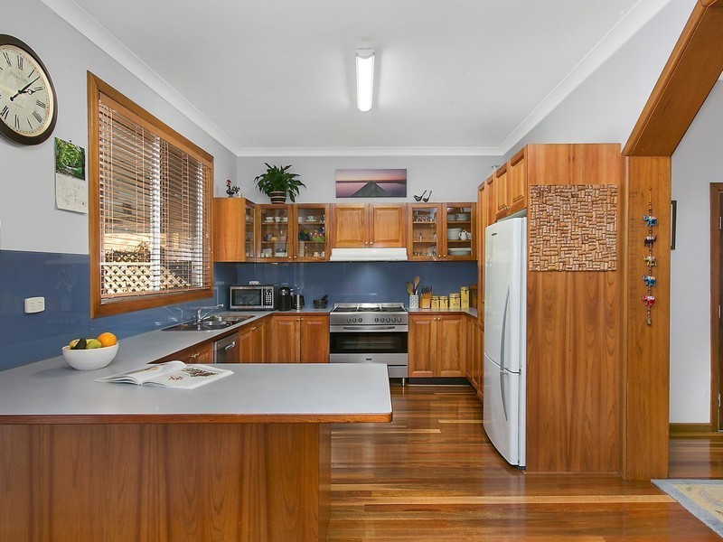 9 Harbord Street, Thirroul NSW 2515