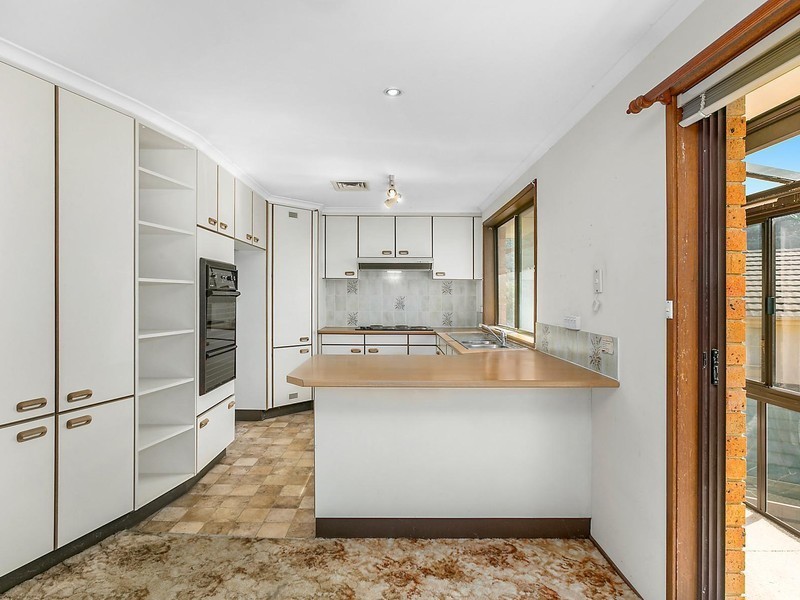 2 Newbold Close, Thirroul NSW 2515