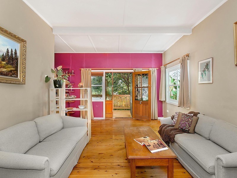 35 Thompson Street, Woonona NSW 2517