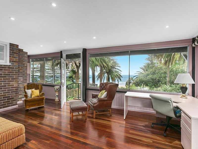 70 Lawrence Hargrave Drive, Austinmer NSW 2515