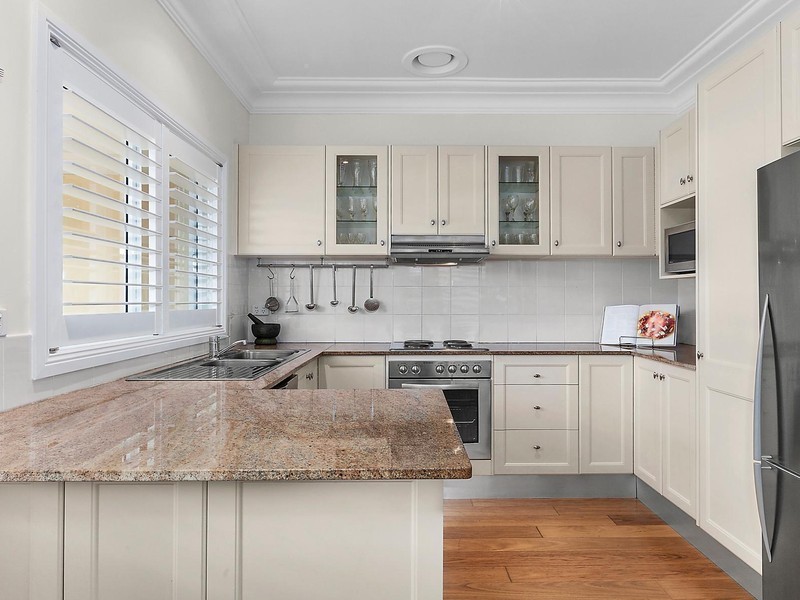 30 Griffiths Avenue, Port Kembla NSW 2505