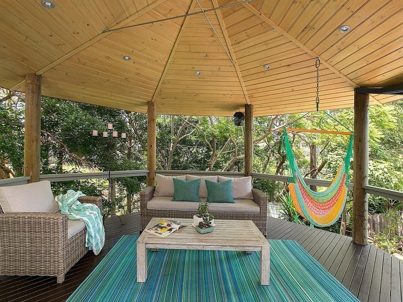 27 Jennifer Crescent, Thirroul NSW 2515