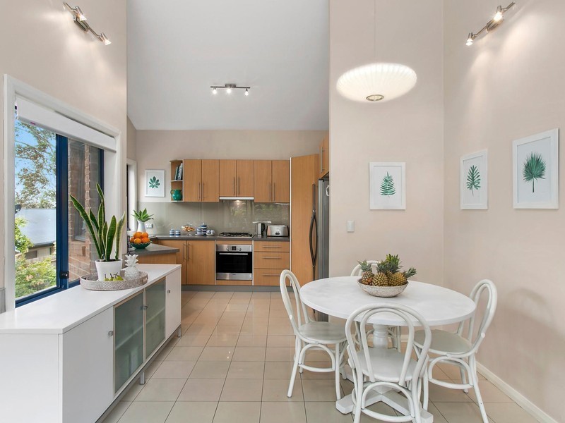 1/52C Pass Avenue, Thirroul NSW 2515