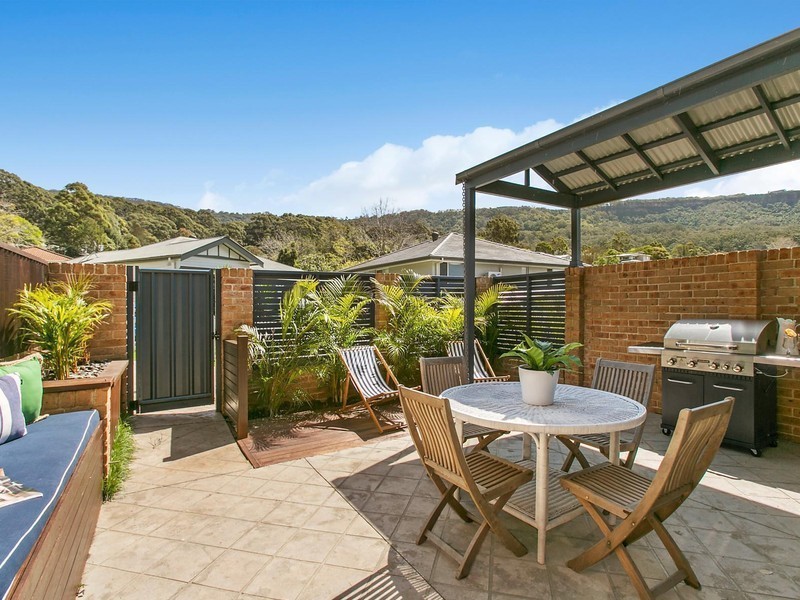 1/52C Pass Avenue, Thirroul NSW 2515