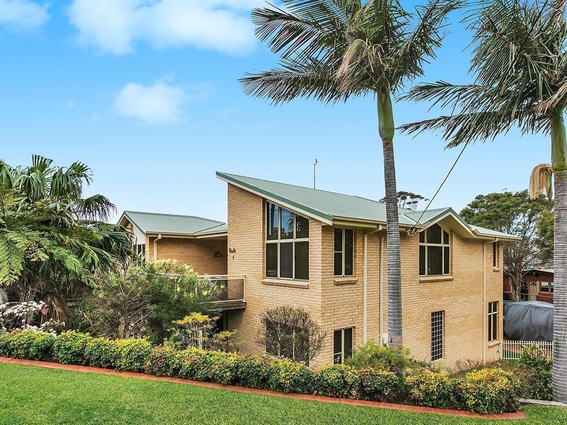 6 Elanora Place, Coledale NSW 2515