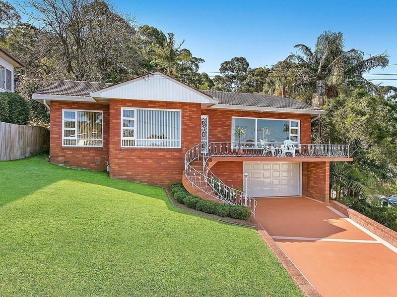 39 Robinsville Crescent, Thirroul NSW 2515
