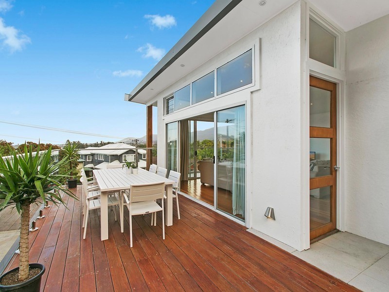 14 Mountain Road, Austinmer NSW 2515