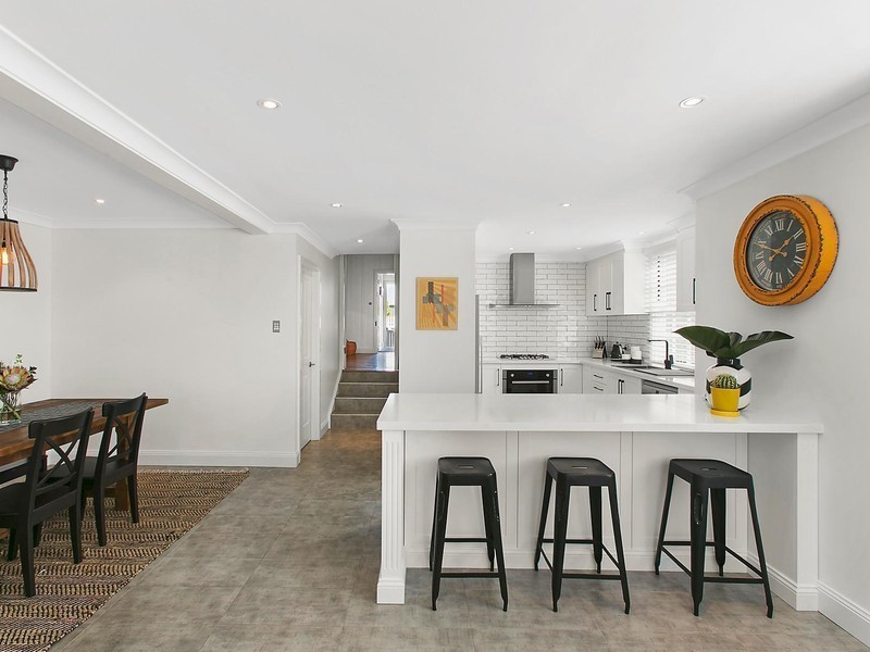 76 Park Road, Bulli NSW 2516