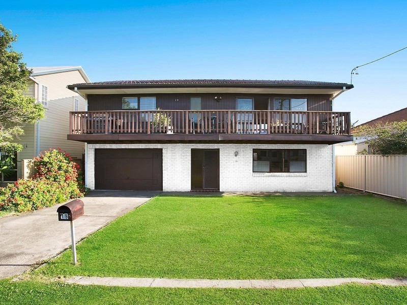 19 Jardine Street, Bulli NSW 2516