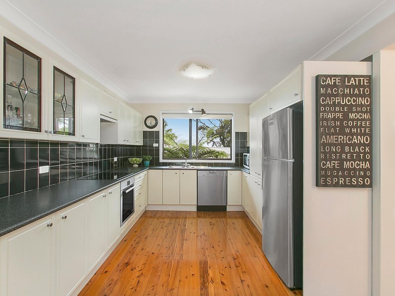 25 Chellow Dene Avenue, Stanwell Park NSW 2508