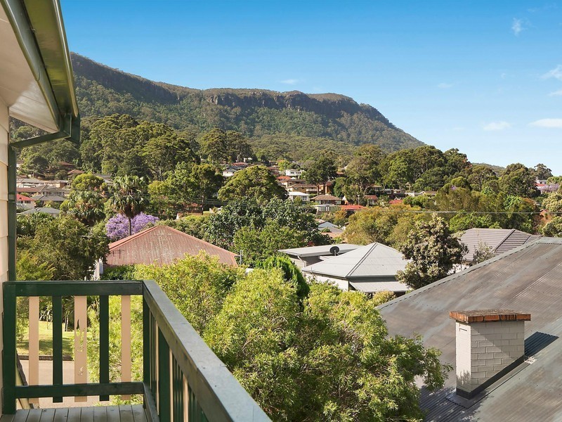 54 Lachlan Street, Thirroul NSW 2515