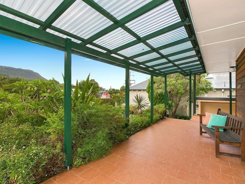 54 Lachlan Street, Thirroul NSW 2515