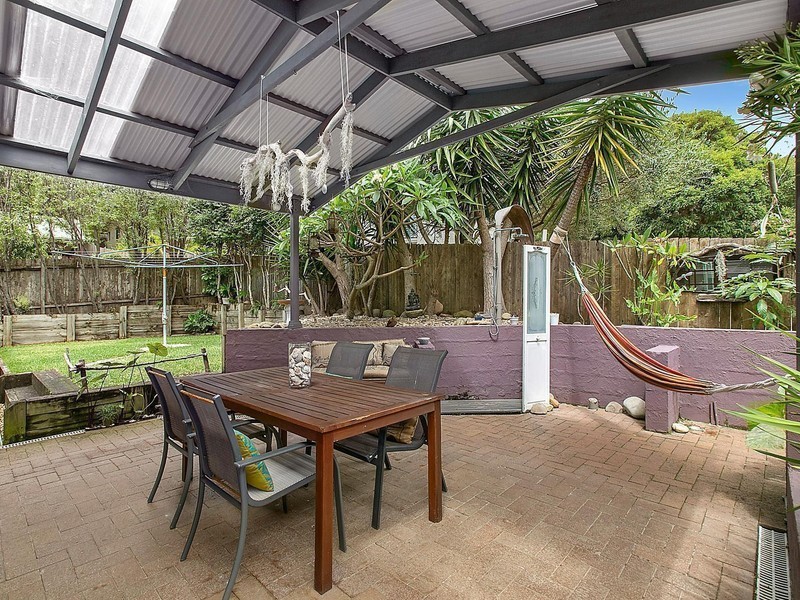 1/50A Pass Avenue, Thirroul NSW 2515