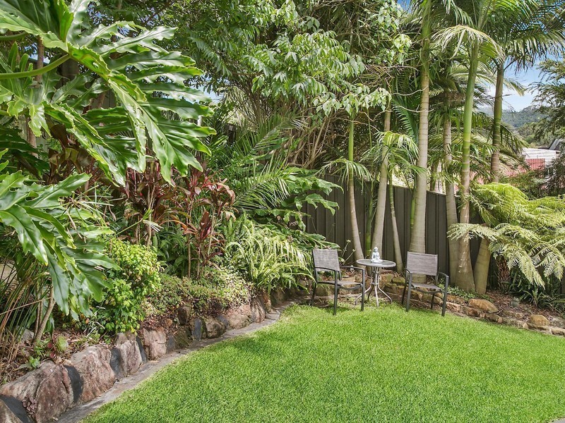 10 Gumtree Lane, Thirroul NSW 2515