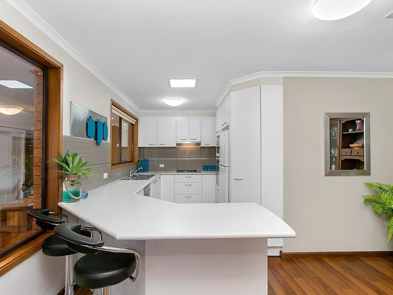 16 Central Road, Cordeaux Heights NSW 2526