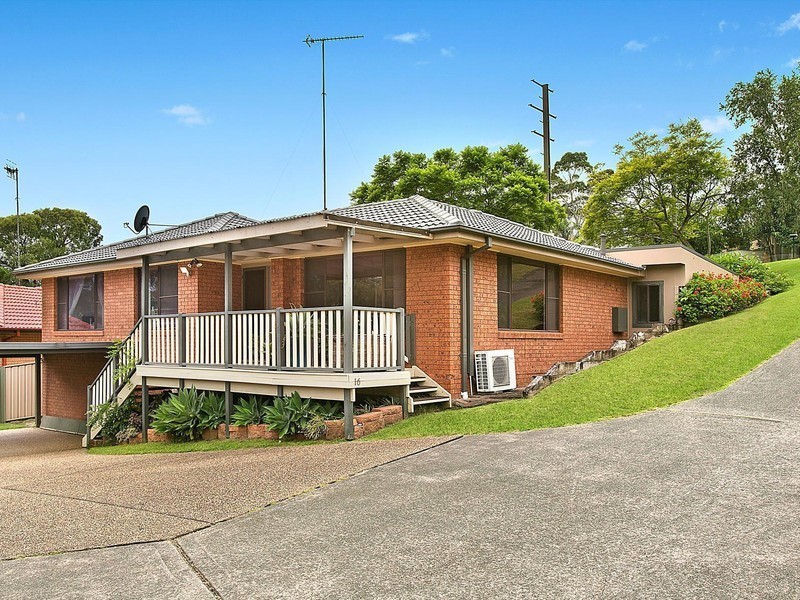 16 Central Road, Cordeaux Heights NSW 2526