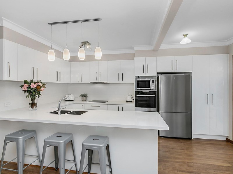 70 Tulip Way, Woonona NSW 2517