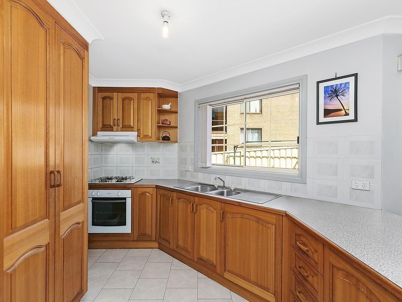 3/9 Russell Street, Woonona NSW 2517