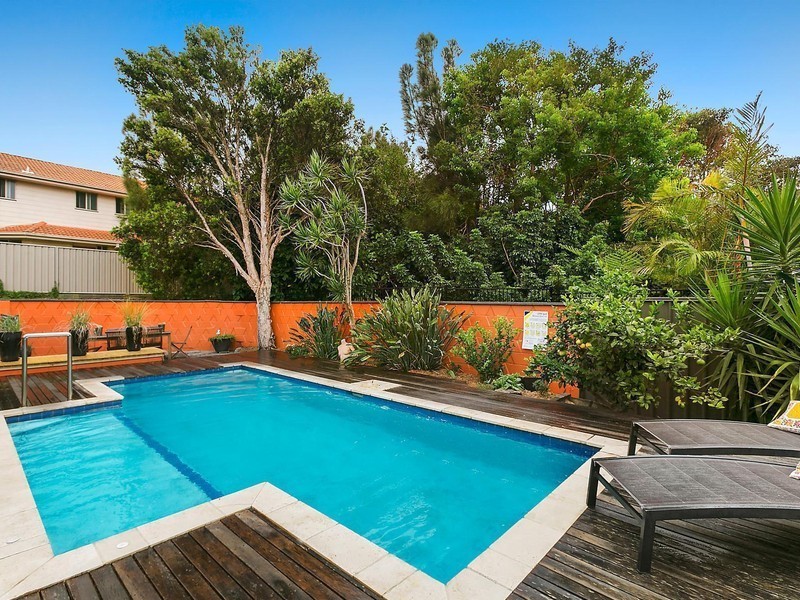 11 Henley Road, Thirroul NSW 2515