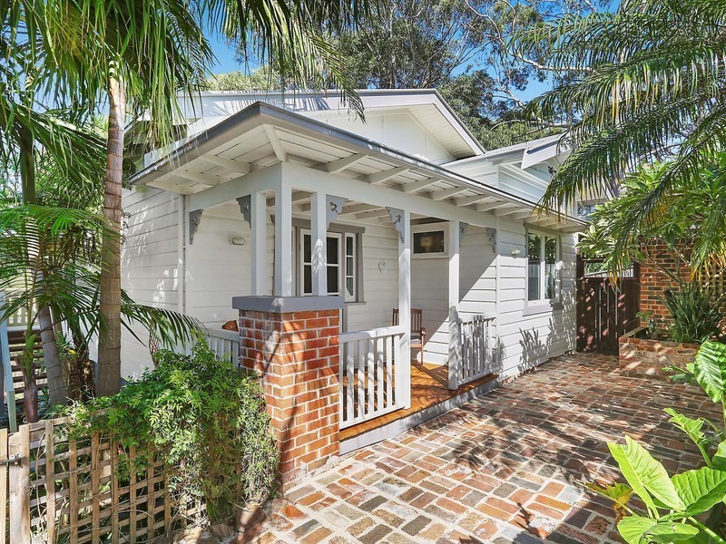 102 Princes Highway, Thirroul NSW 2515