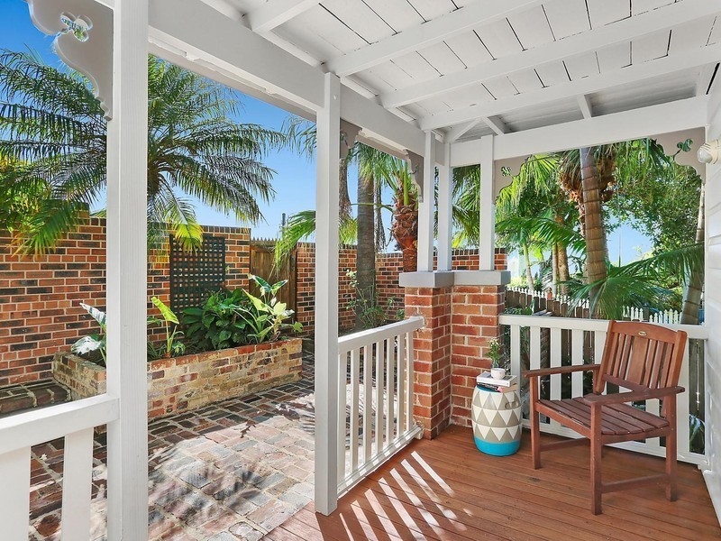 102 Princes Highway, Thirroul NSW 2515