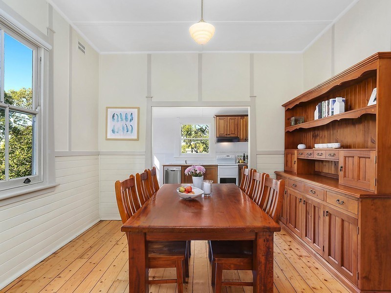 102 Princes Highway, Thirroul NSW 2515