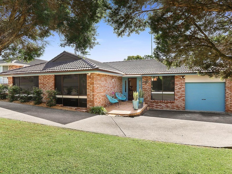 15 Linda Place, Woonona NSW 2517