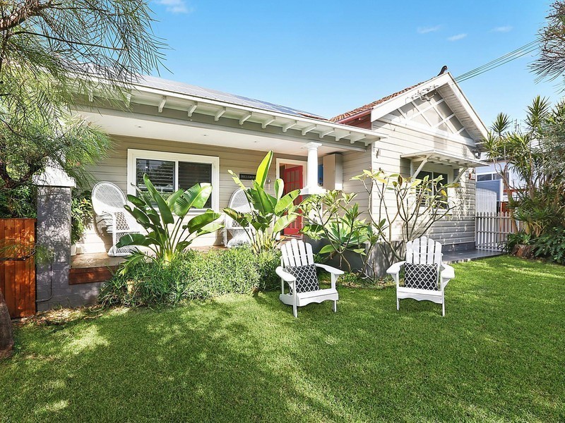 421 Lawrence Hargrave Drive, Thirroul NSW 2515