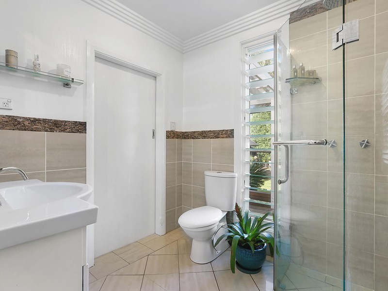 421 Lawrence Hargrave Drive, Thirroul NSW 2515