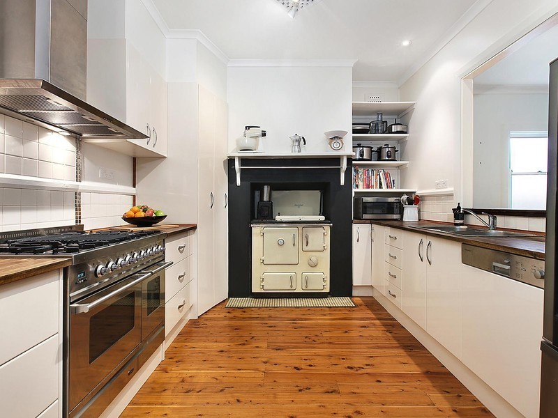 20 West Street, Russell Vale NSW 2517