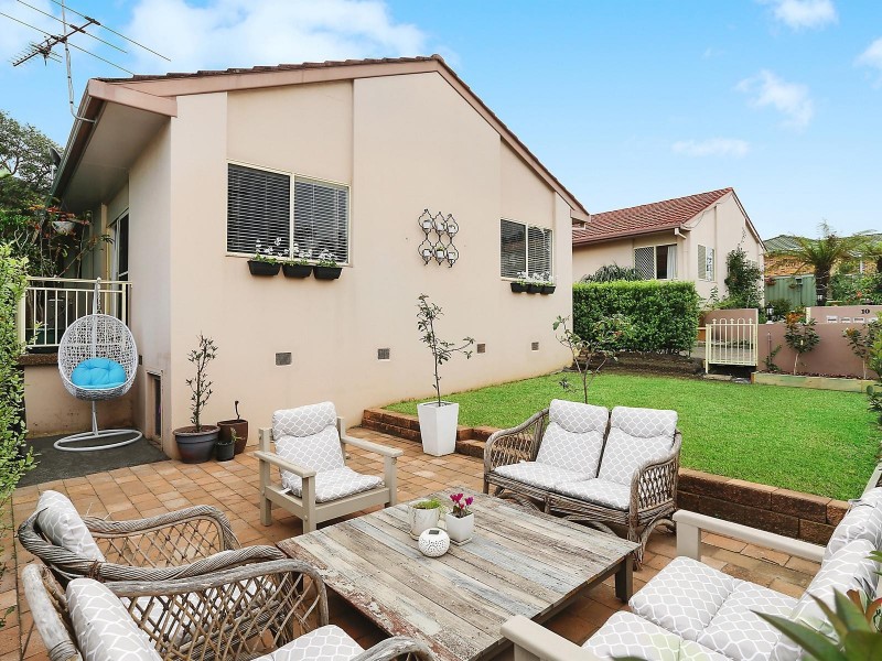 2/10 Wilford Street, Corrimal NSW 2518