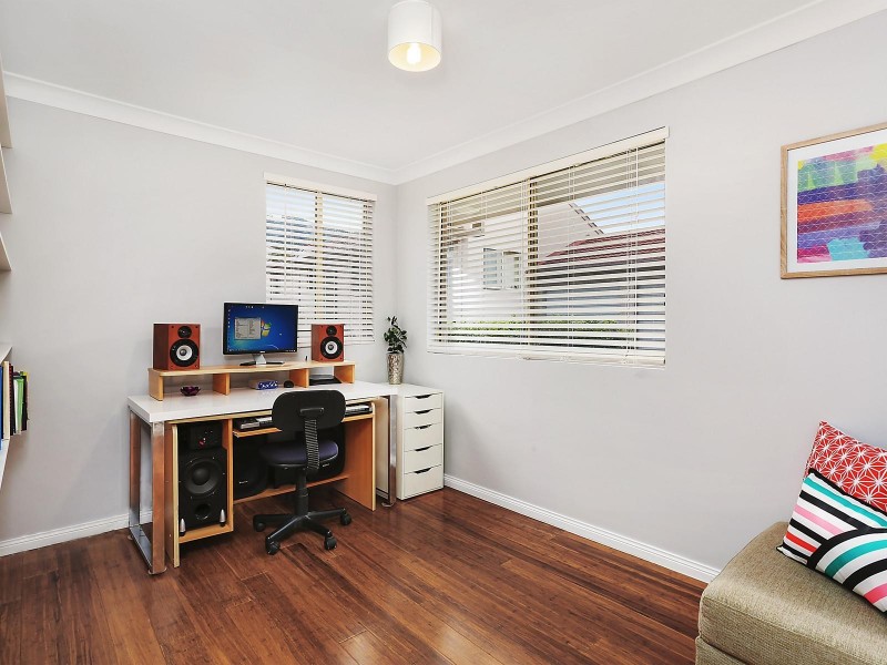 2/10 Wilford Street, Corrimal NSW 2518