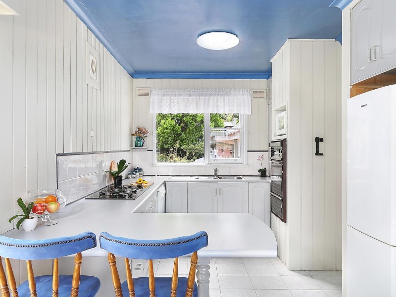 12 Palm Grove, Thirroul NSW 2515