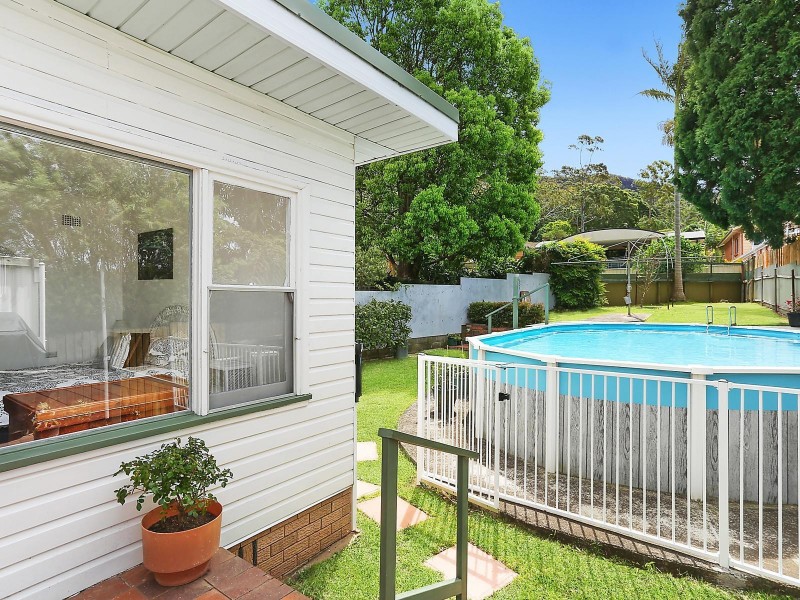 12 Palm Grove, Thirroul NSW 2515