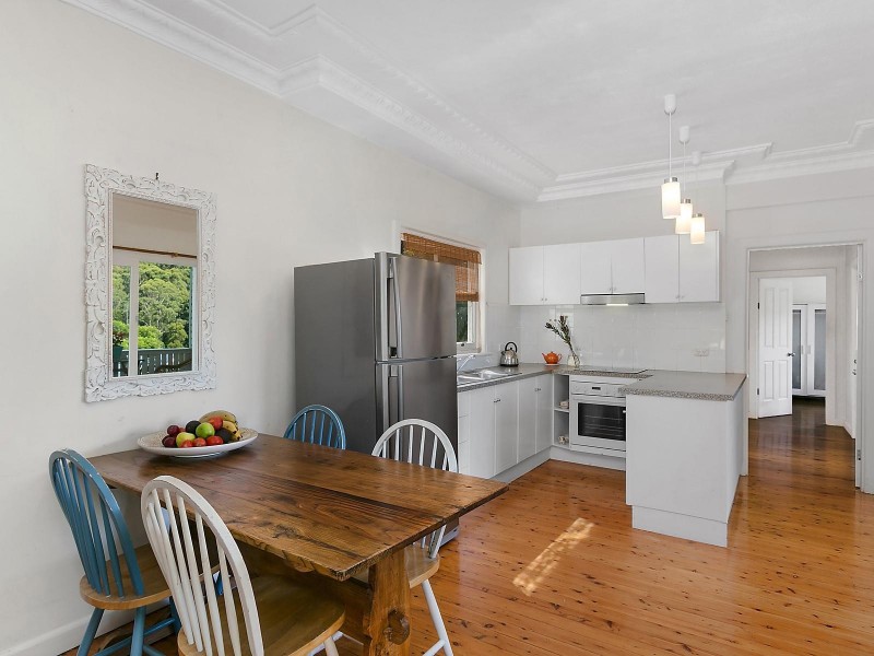 16 Balmer Crescent, Woonona NSW 2517