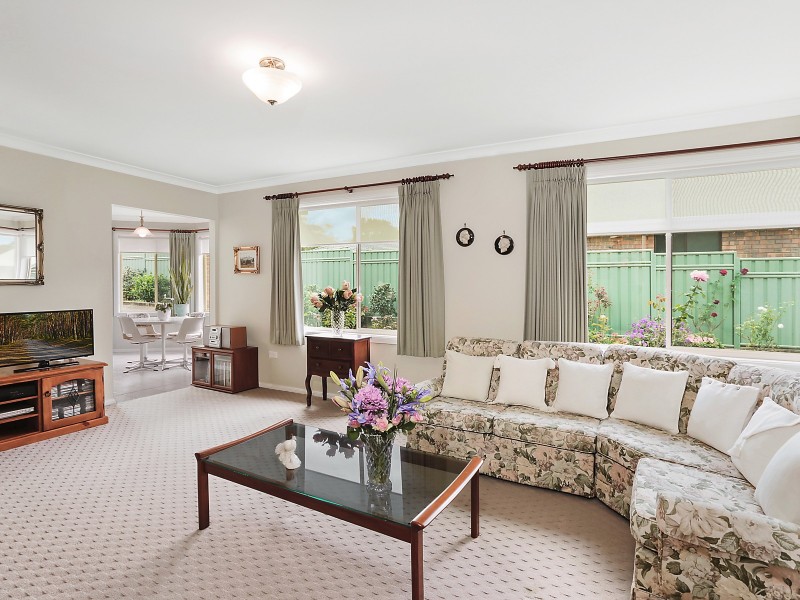 2/36 Redman Avenue, Thirroul NSW 2515