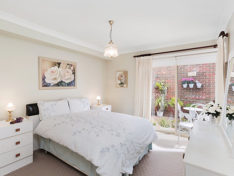 2/36 Redman Avenue, Thirroul NSW 2515
