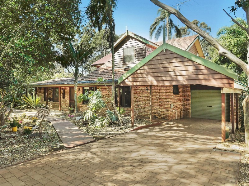 13-15 Meadow Street, Corrimal NSW 2518