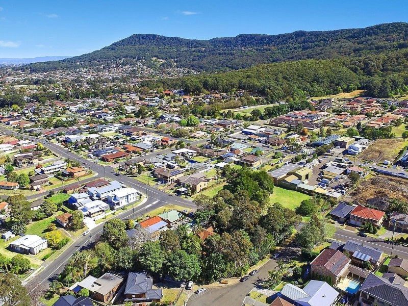 13-15 Meadow Street, Corrimal NSW 2518