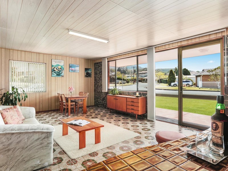 37 Rae Crescent, Balgownie NSW 2519