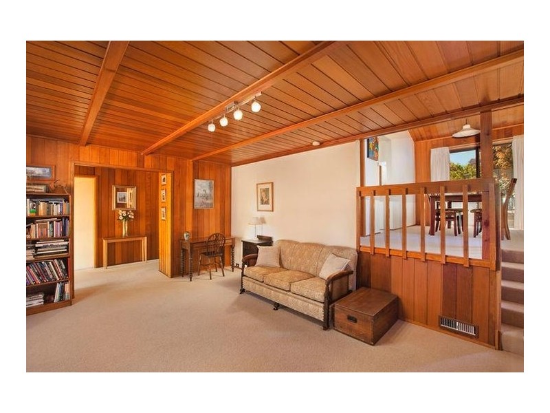 9 Gaunson Crescent, Wanniassa ACT 2903