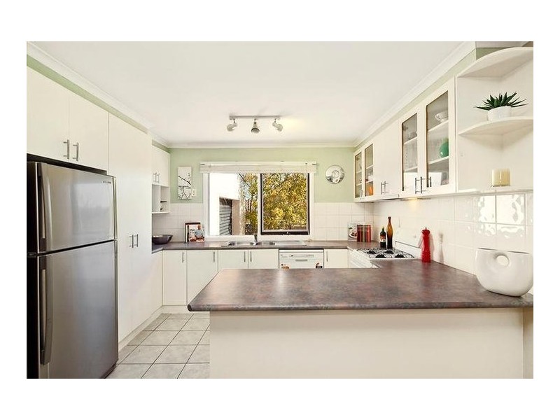 4 Hinckley Place, Kambah ACT 2902