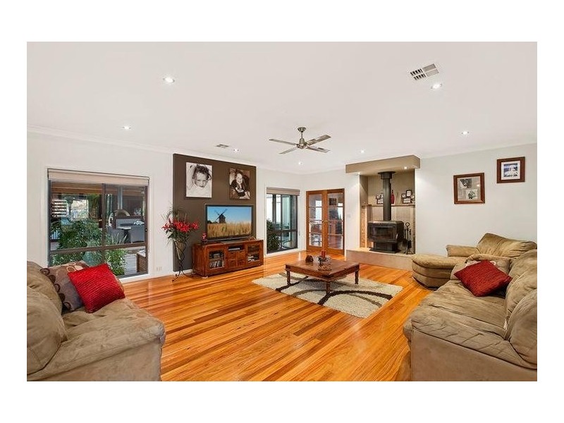 44 Shillington Avenue, Googong NSW 2620 the real estate agency