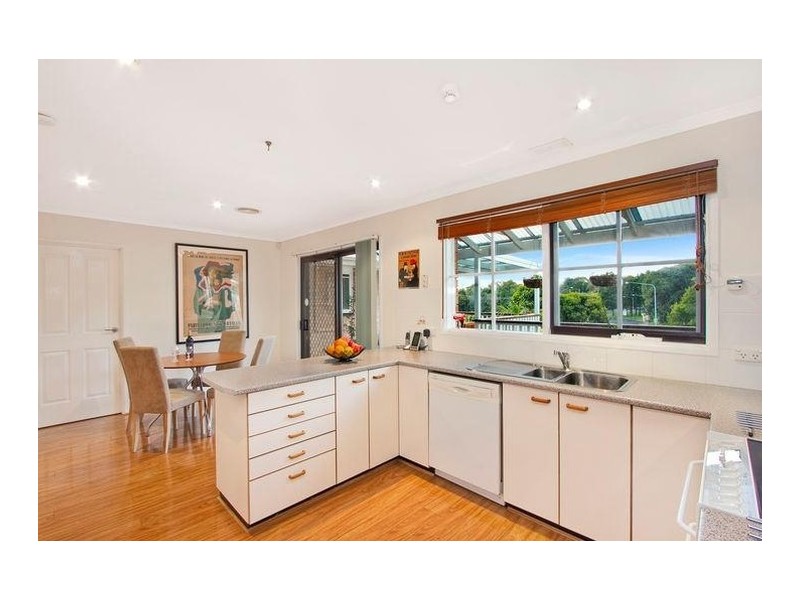 18 Sharwood Crescent, Evatt ACT 2617